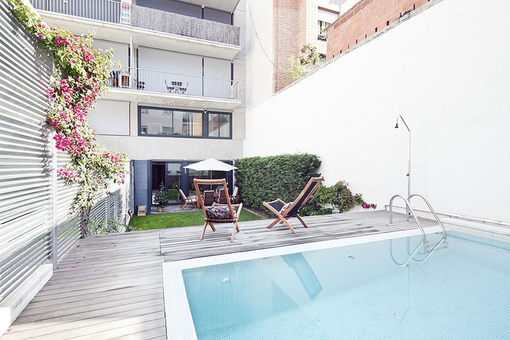 Apartment Barcelona Rentals - Private Pool And Garden Center Kültér fotó