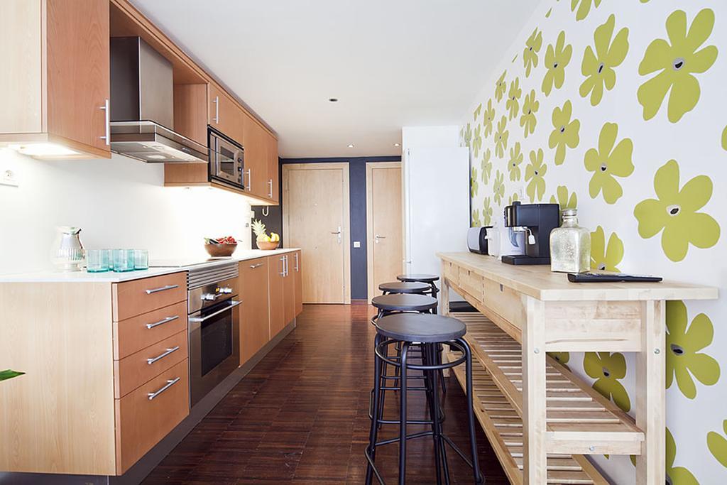 Apartment Barcelona Rentals - Private Pool And Garden Center Kültér fotó